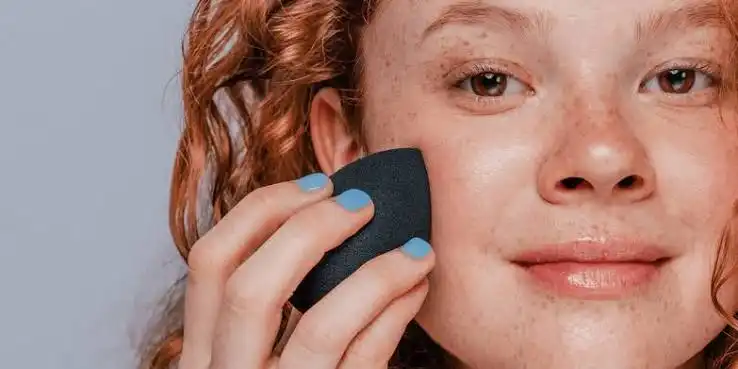 fenty-beauty-complexion-makeup-foundation